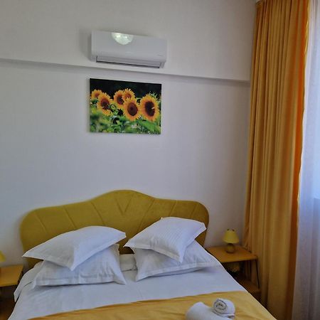 Antik House Aparthotel Cornu de Jos Exterior photo