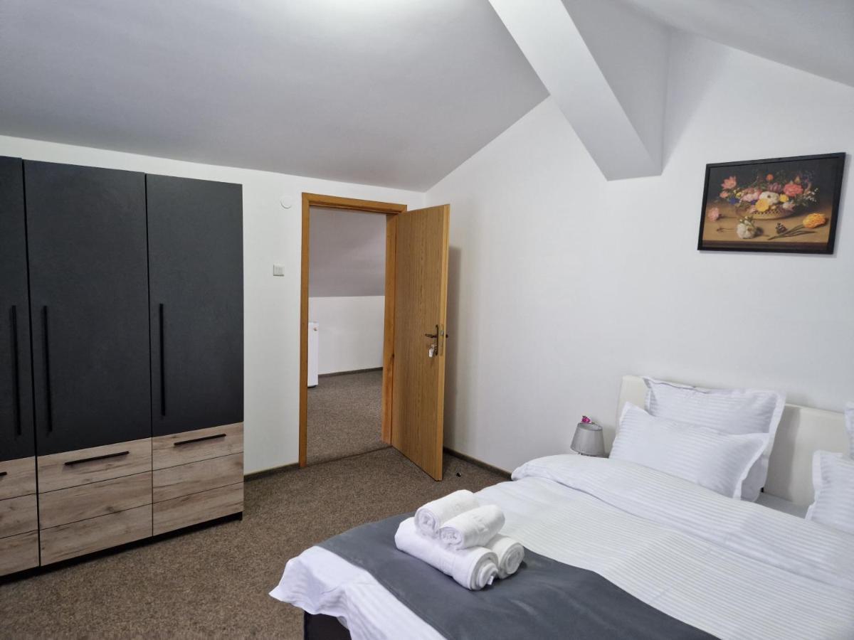 Antik House Aparthotel Cornu de Jos Exterior photo
