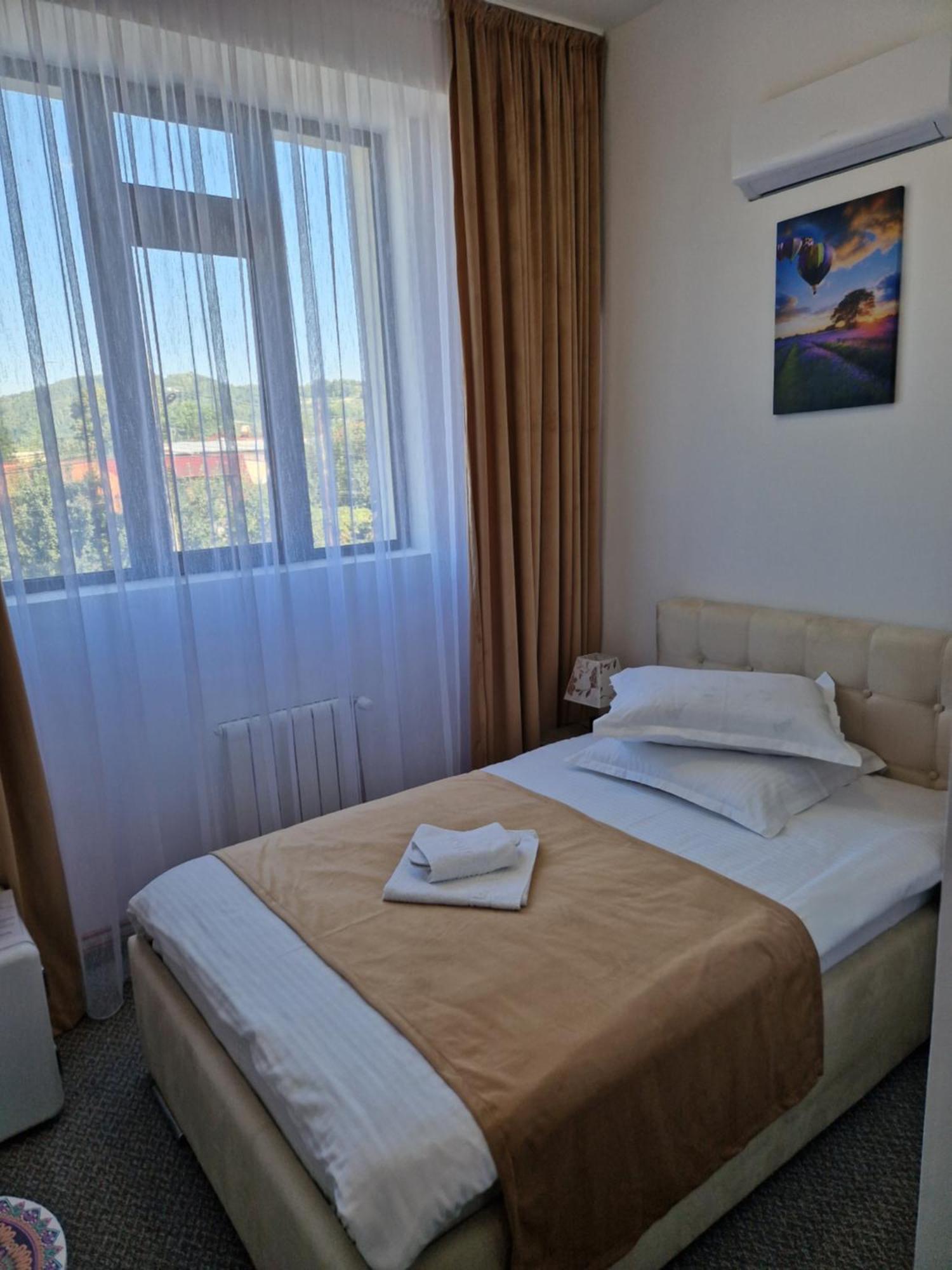 Antik House Aparthotel Cornu de Jos Exterior photo